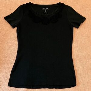 Alfred Sung Pure small wm’s  Black Short Sleeve Top with Floral at collar